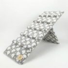 Molly kutyarámpa 80 x 30cm - szürke alapon fehér szívecskék és világítós pöttyök